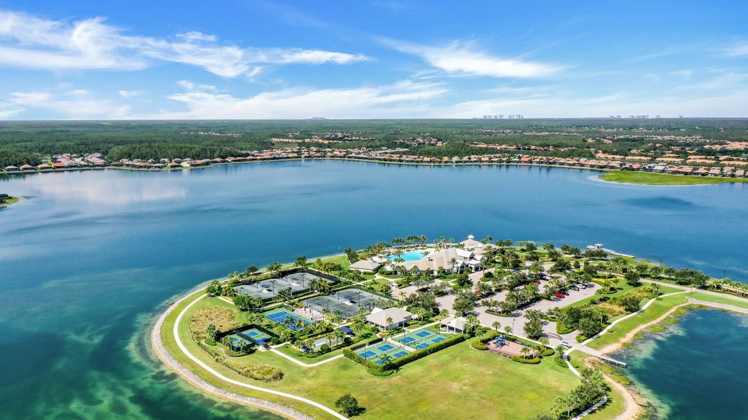 14465 Pine Hollow Drive, Estero, FL 33928