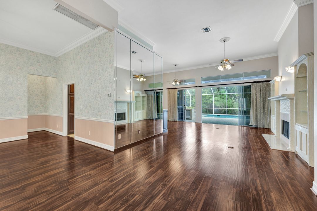 440 Henley Dr, Naples, FL 34104