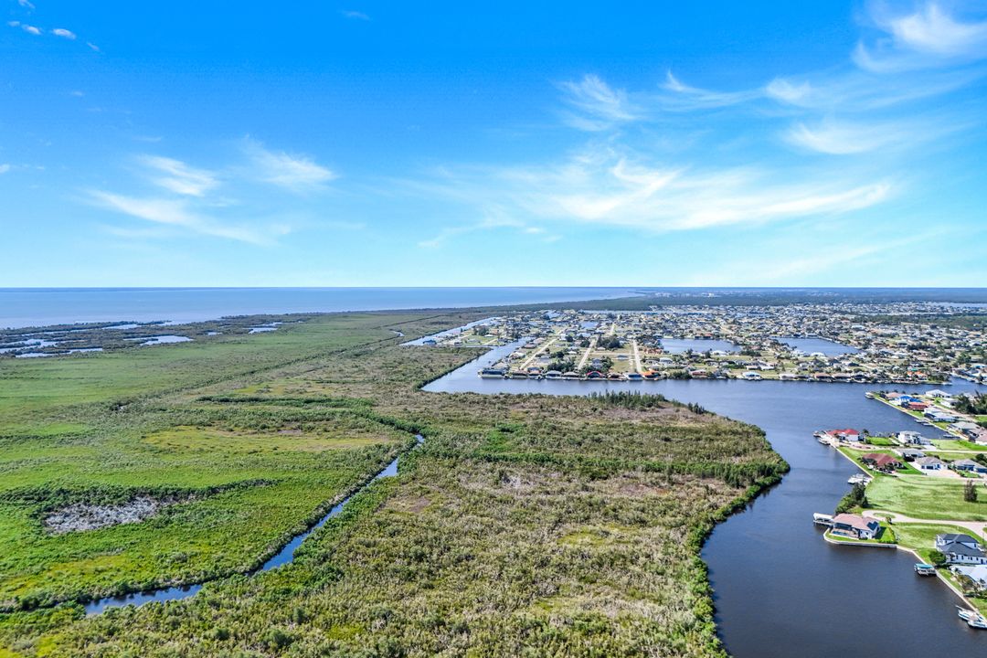 4204 NW 22nd St, Cape Coral, FL 33993