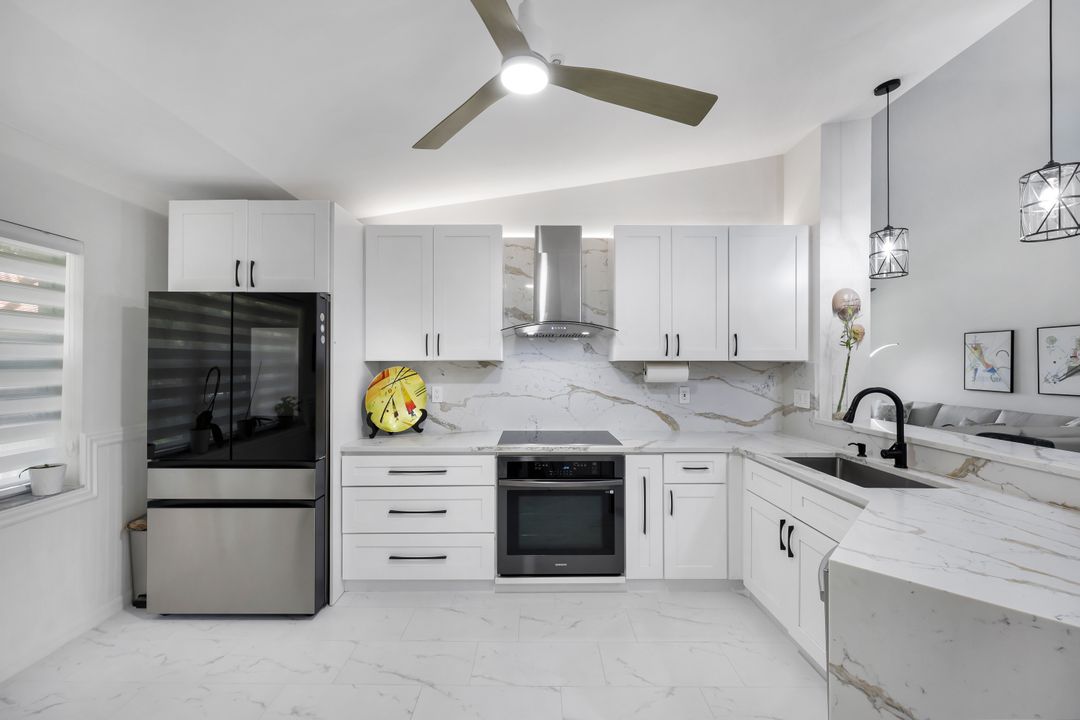 7518 Silver Trumpet Ln #201, Naples, FL 34109