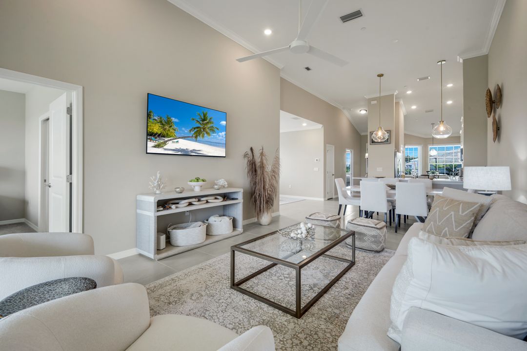 11811 Venetian Lagoon Dr #204, Fort Myers, FL 33913