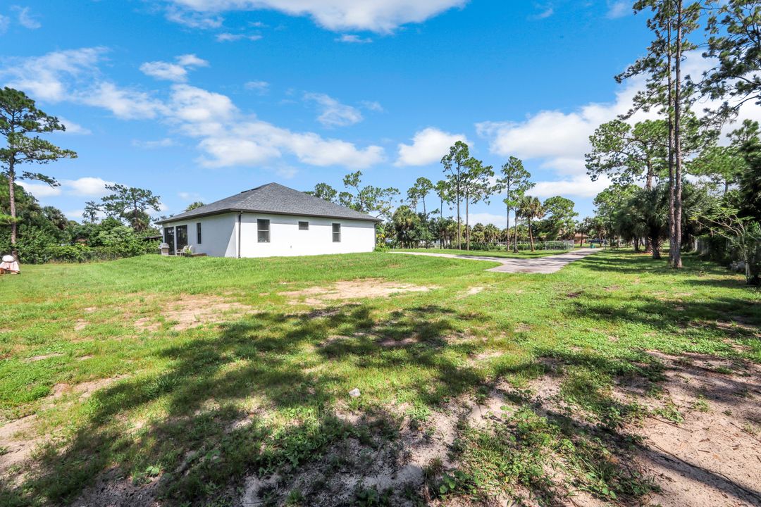 2682 4th Ave SE, Naples, FL 34117