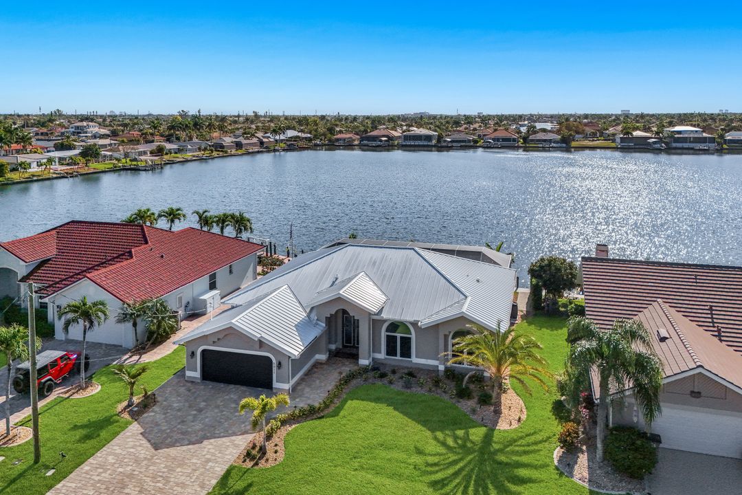 5011 SW 5th Pl, Cape Coral, FL 33914