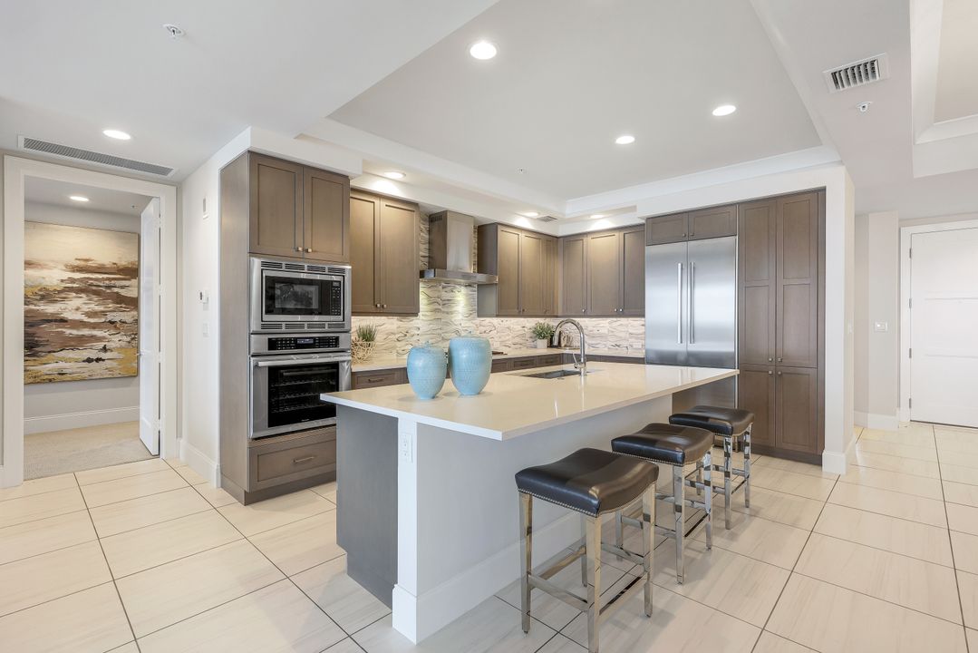 4971 Bonita Bay Blvd #1402, Bonita Springs, FL 34134