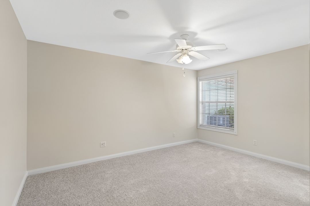 3360 Cayman Ln, Naples, FL 34119