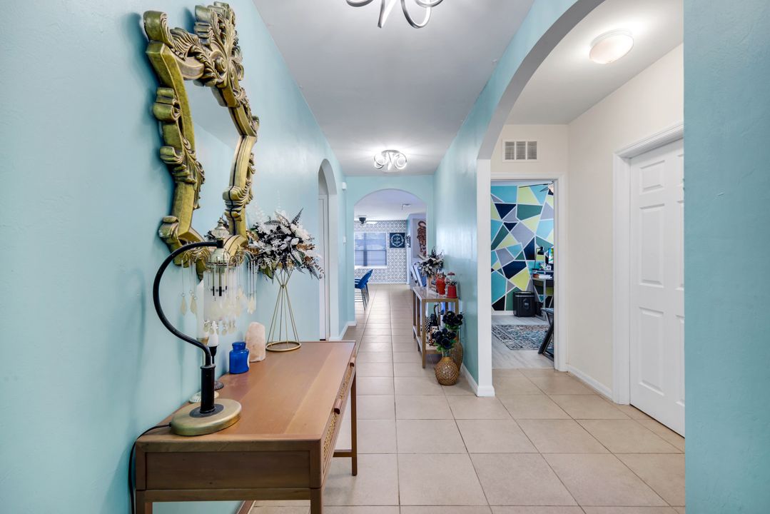 511 NW 26th St, Cape Coral, FL 33993