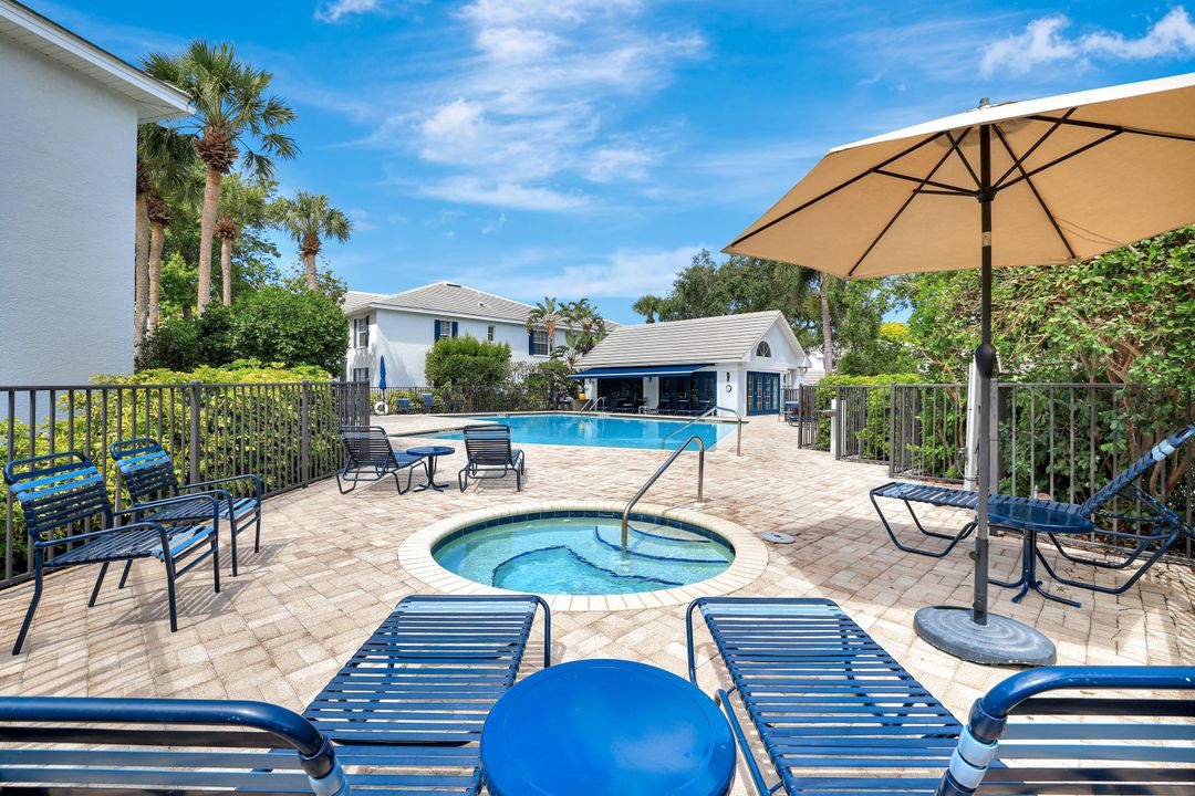 7087 Barrington Cir #101, Pelican Bay, FL 34108