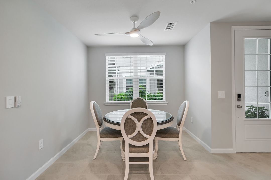 4563 Arboretum Cir #101, Naples, FL 34112