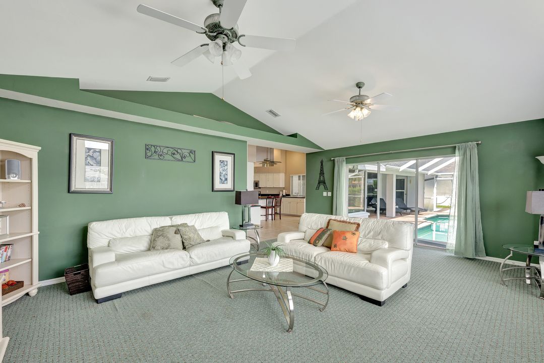 2137 SE 19th Ave, Cape Coral, FL 33990