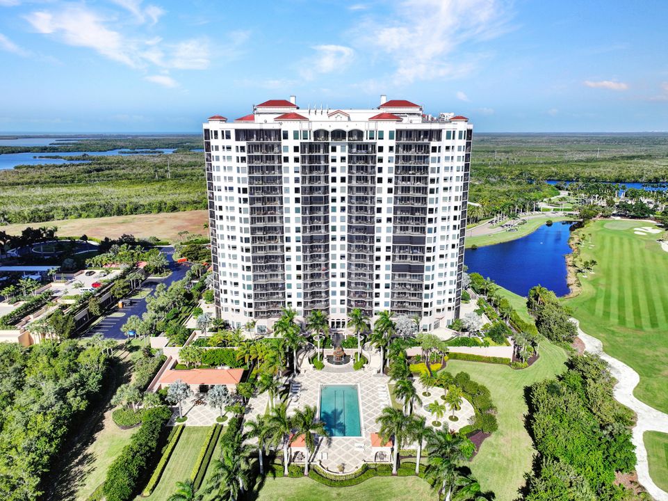 1060 Borghese Ln #1404, Naples, FL 34114