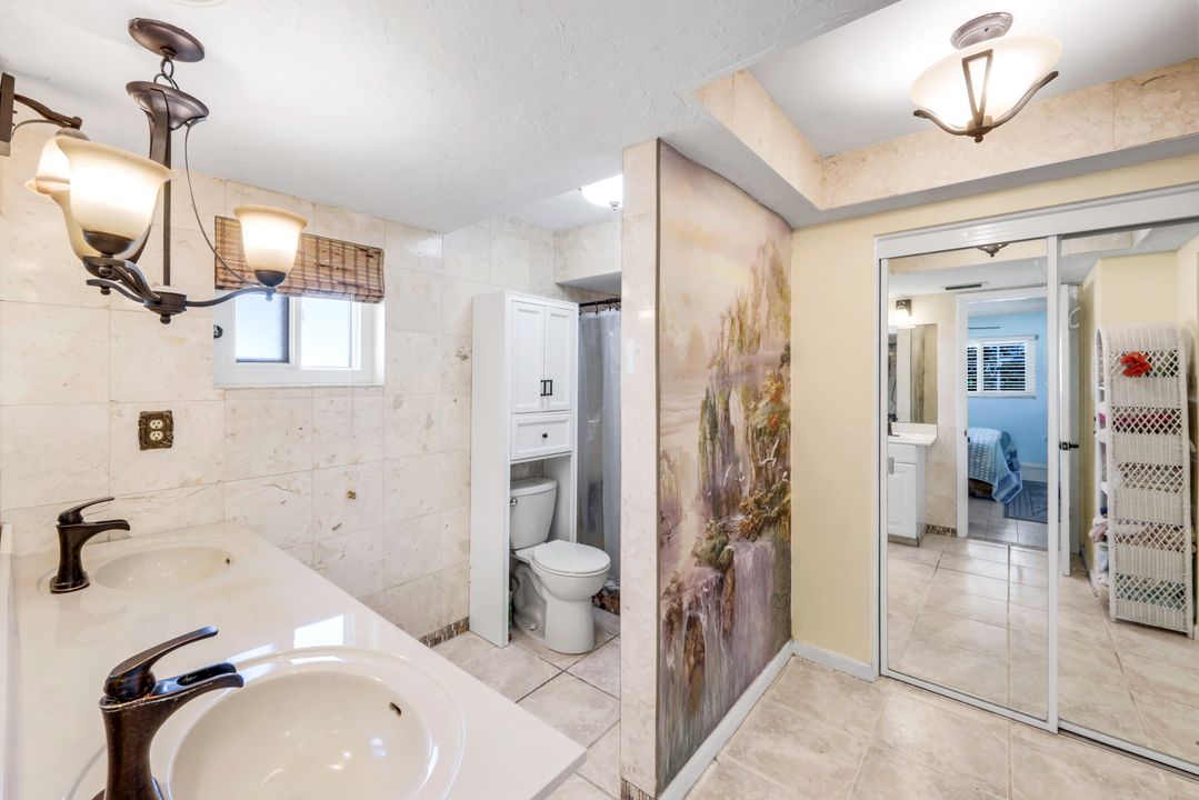 5201 Willow Ct, Cape Coral, FL 33904