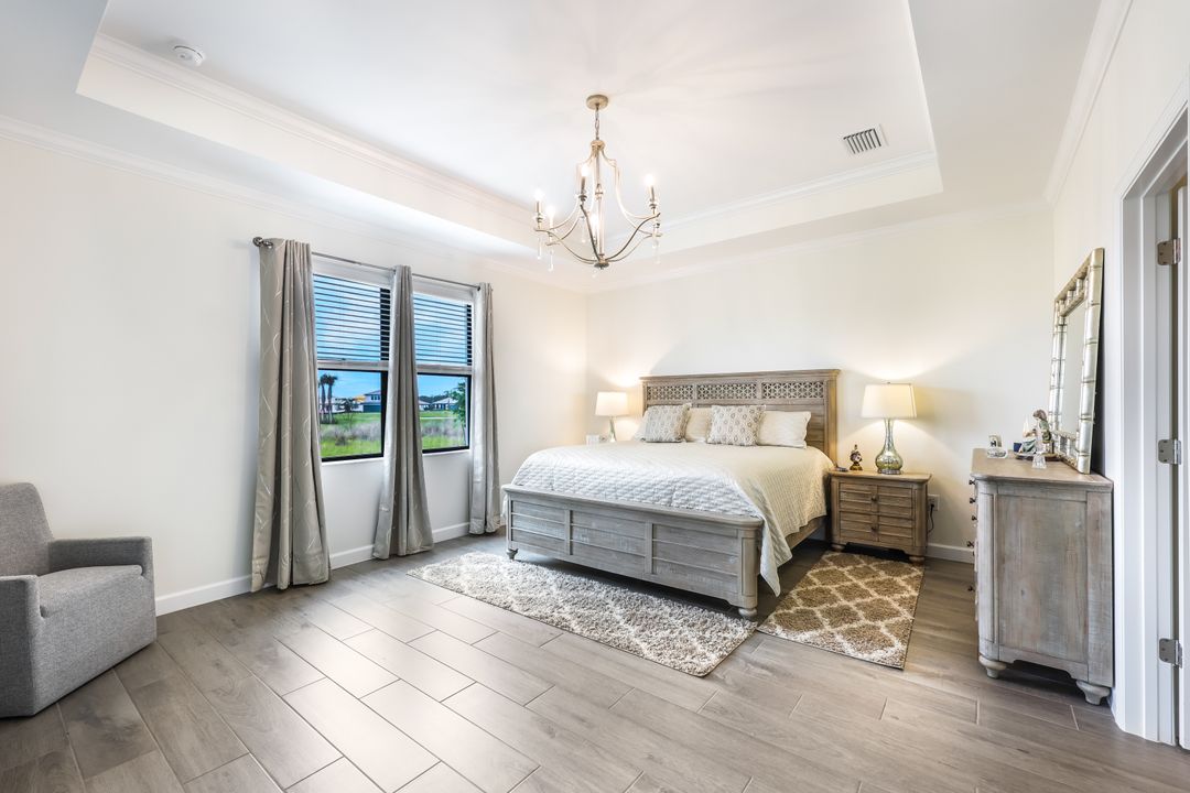 18623 Ives Dr, Estero, FL 33928