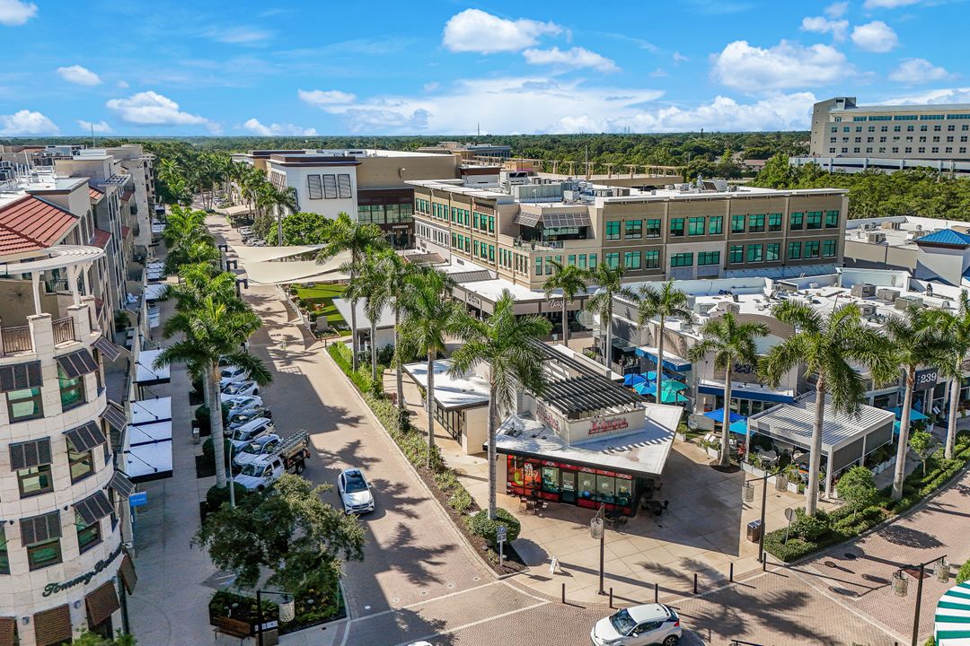 9123 Strada Pl #7201, Naples, FL 34108