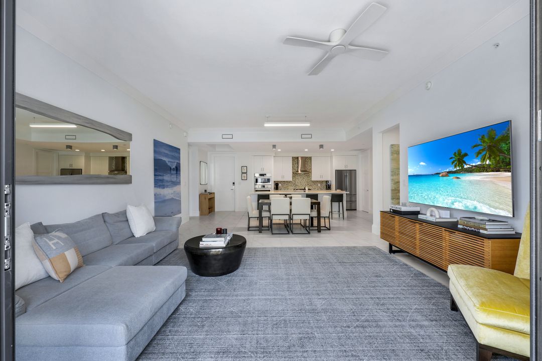1135 3rd Ave S #303, Naples, FL 34102