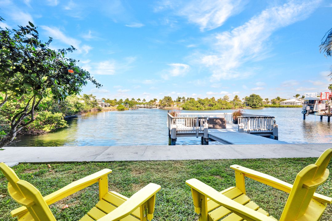 360 Capri Blvd #103, Naples, FL 34113