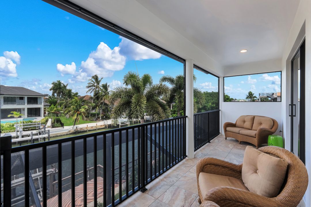 511 Alameda Ct, Marco Island, FL 34145