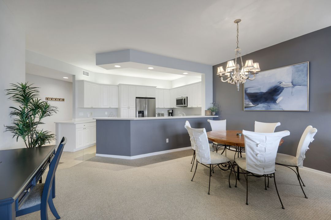 410 Flagship Dr #605, Naples, FL 34108