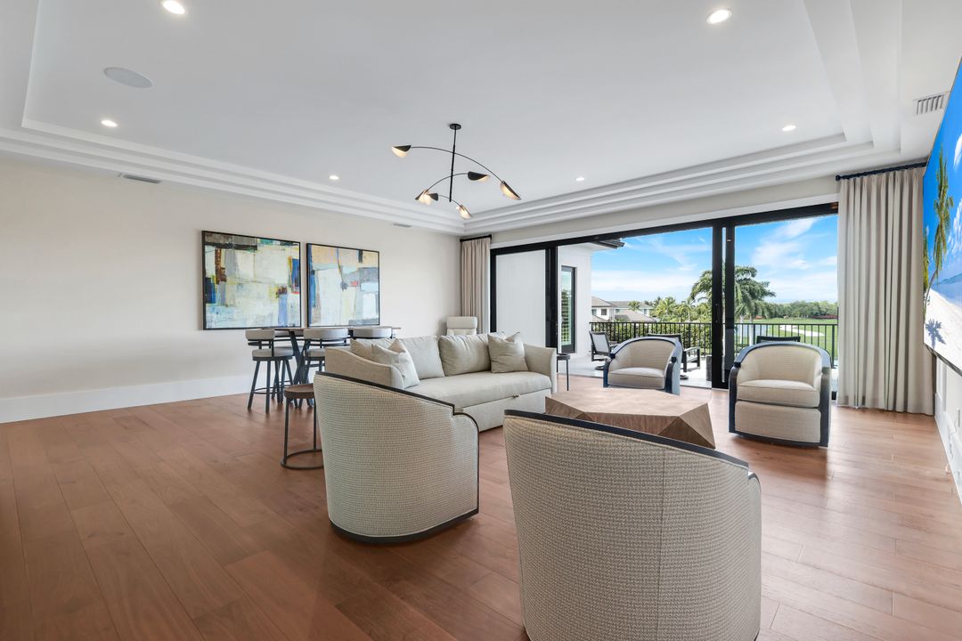 16647 Isola Bella Ln, Naples, FL 34110