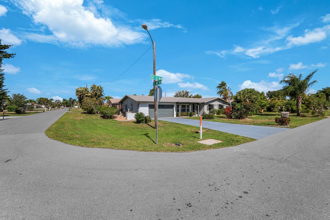 4240 SE 3rd Ave, Cape Coral, FL 33904