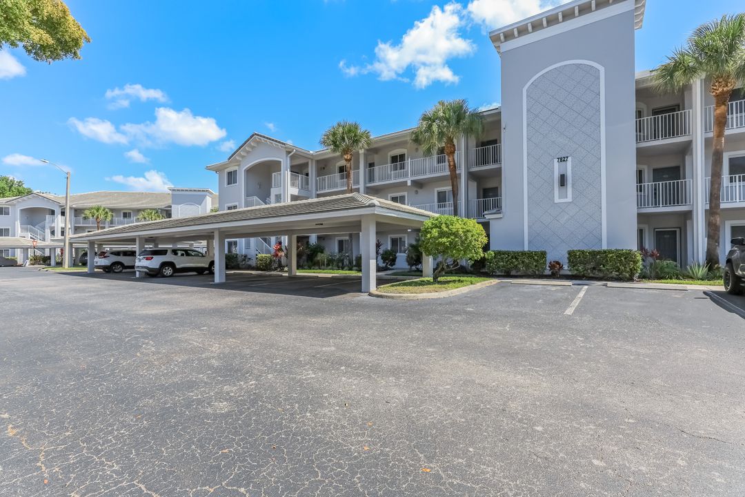 7827 Regal Heron Cir #302, Naples, FL 34104