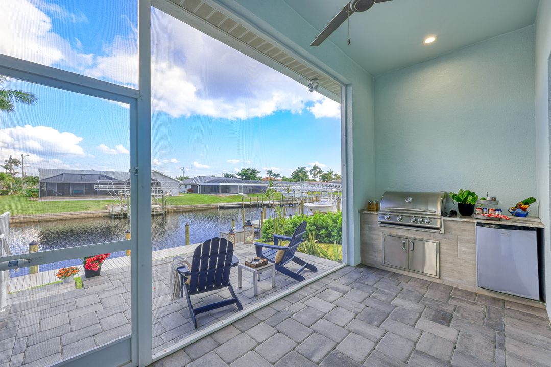 5317 SW 8th Pl, Cape Coral, FL 33914