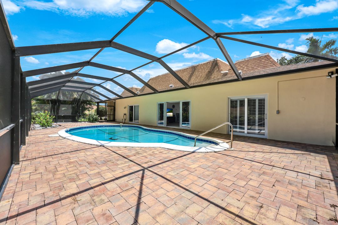 878 Teryl Rd, Naples, FL 34112