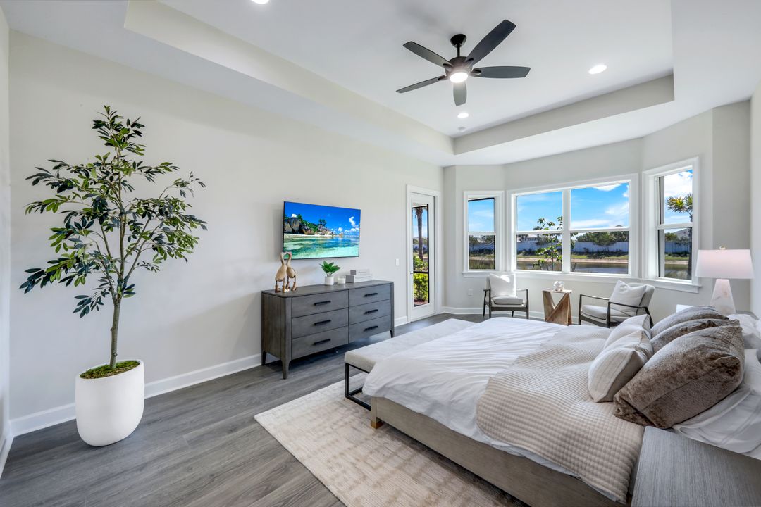 8850 Calypso Ct, Naples, FL 34112