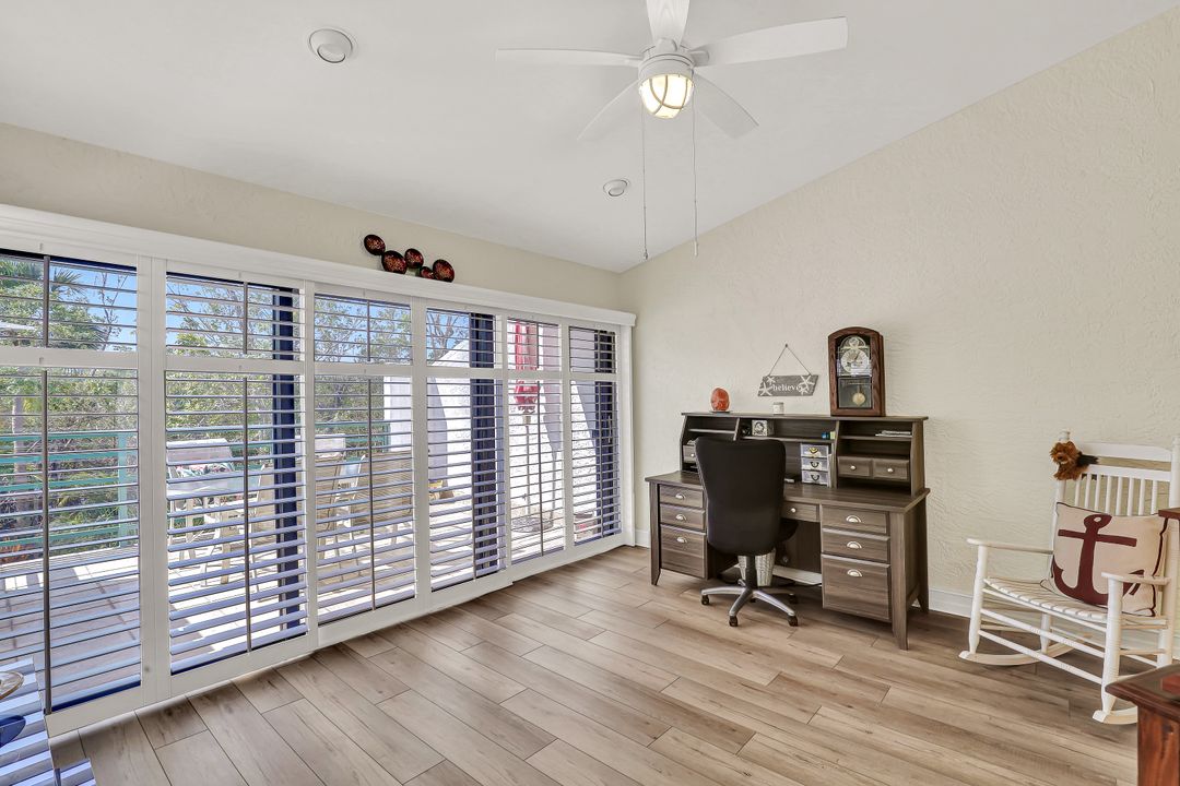 2294 Anchorage Ln #C, Naples, FL 34104