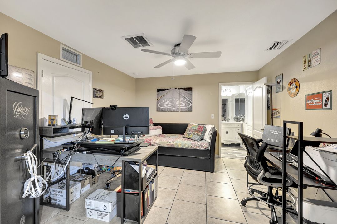 2300 NW 25th St, Cape Coral, FL 33993
