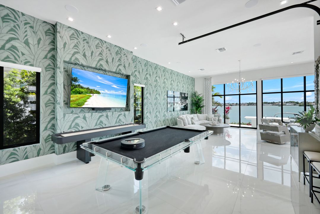 1631 Collingswood Ct, Marco Island, FL 34145