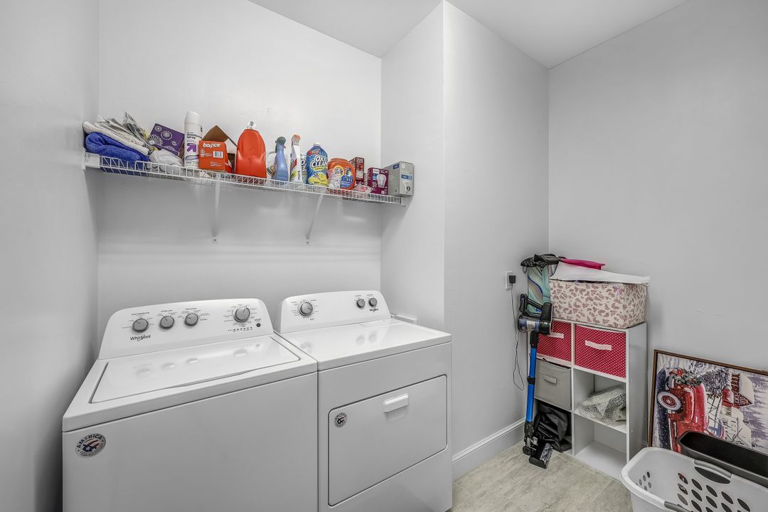 3927 Black Eagle Ln, Fort Myers, FL 33966