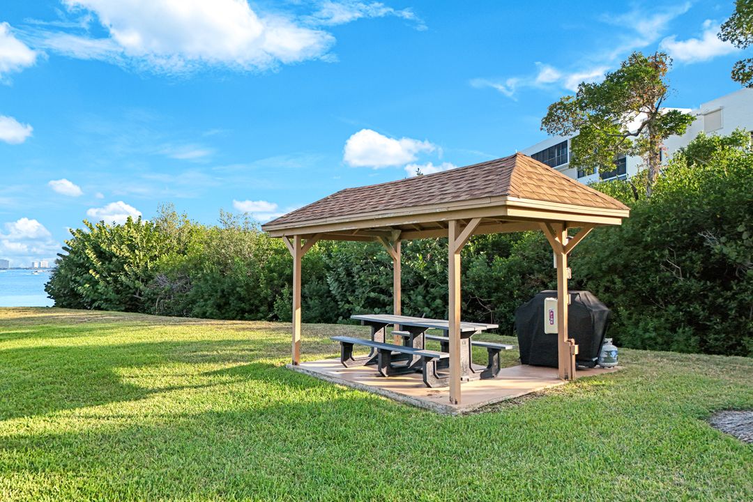 4253 Bay Beach Ln #7A, Fort Myers Beach, FL 33931