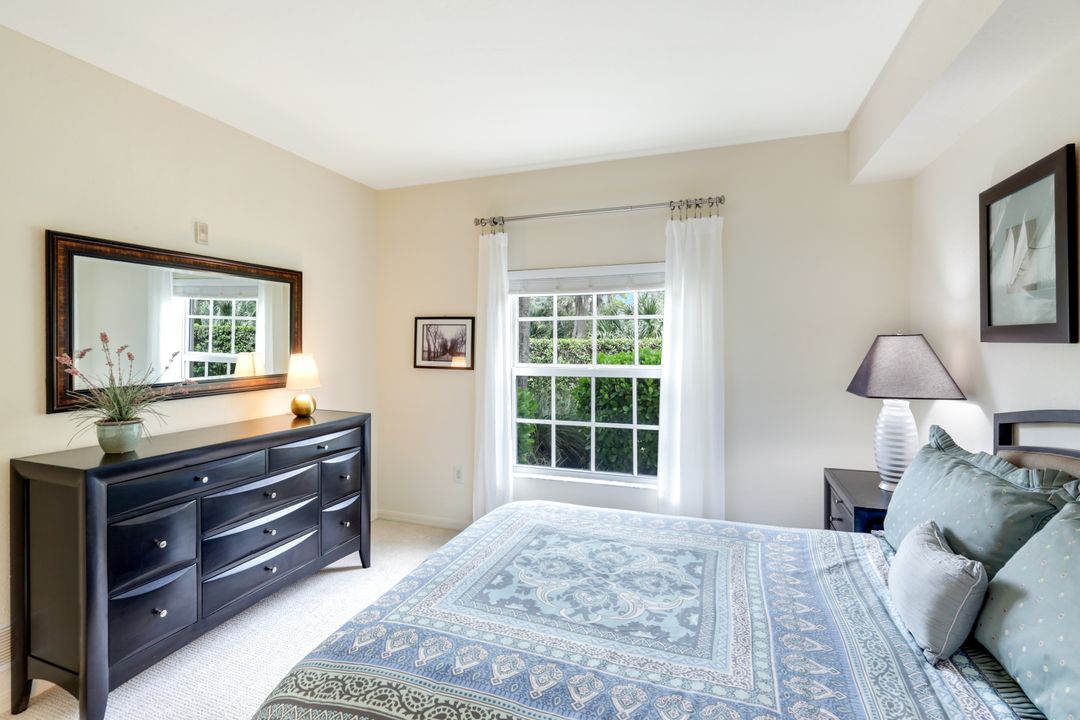 4455 Botanical Pl Cir #103, Naples, FL 34112
