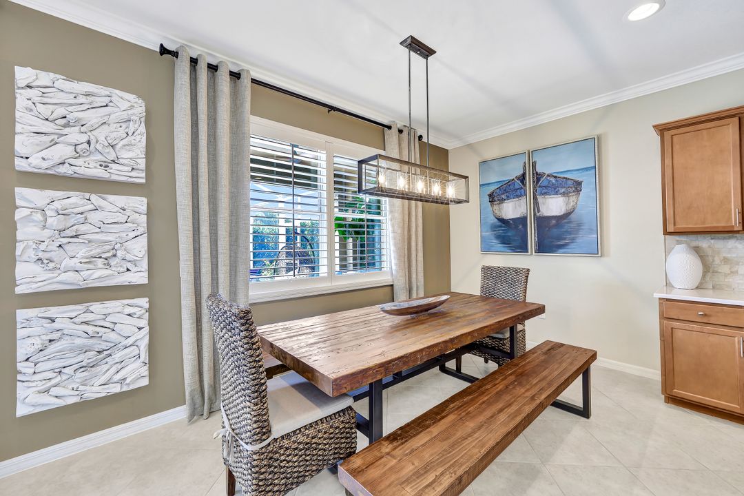 14554 Lanier Ct, Naples, FL 34114