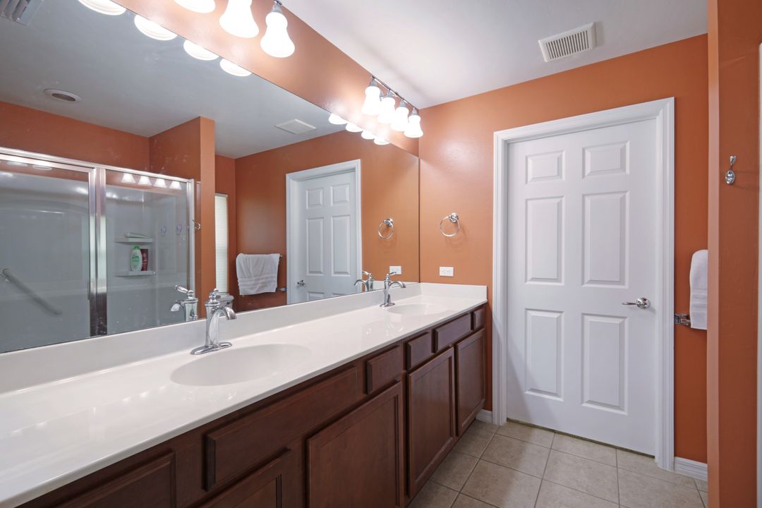 28529 Hammerhead Ln, Bonita Springs, FL 34135