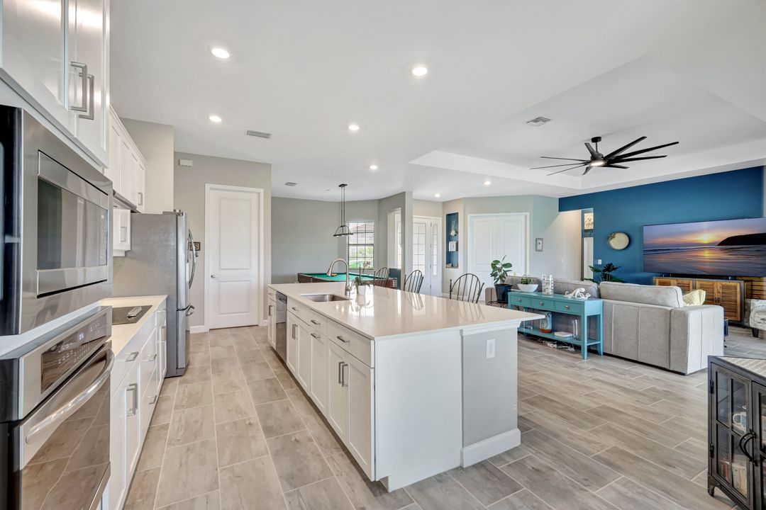 11693 Canopy Loop, Fort Myers, FL 33913