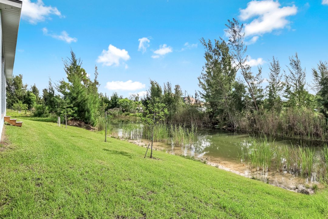 3445 NE 21st Ave, Cape Coral, FL 33909
