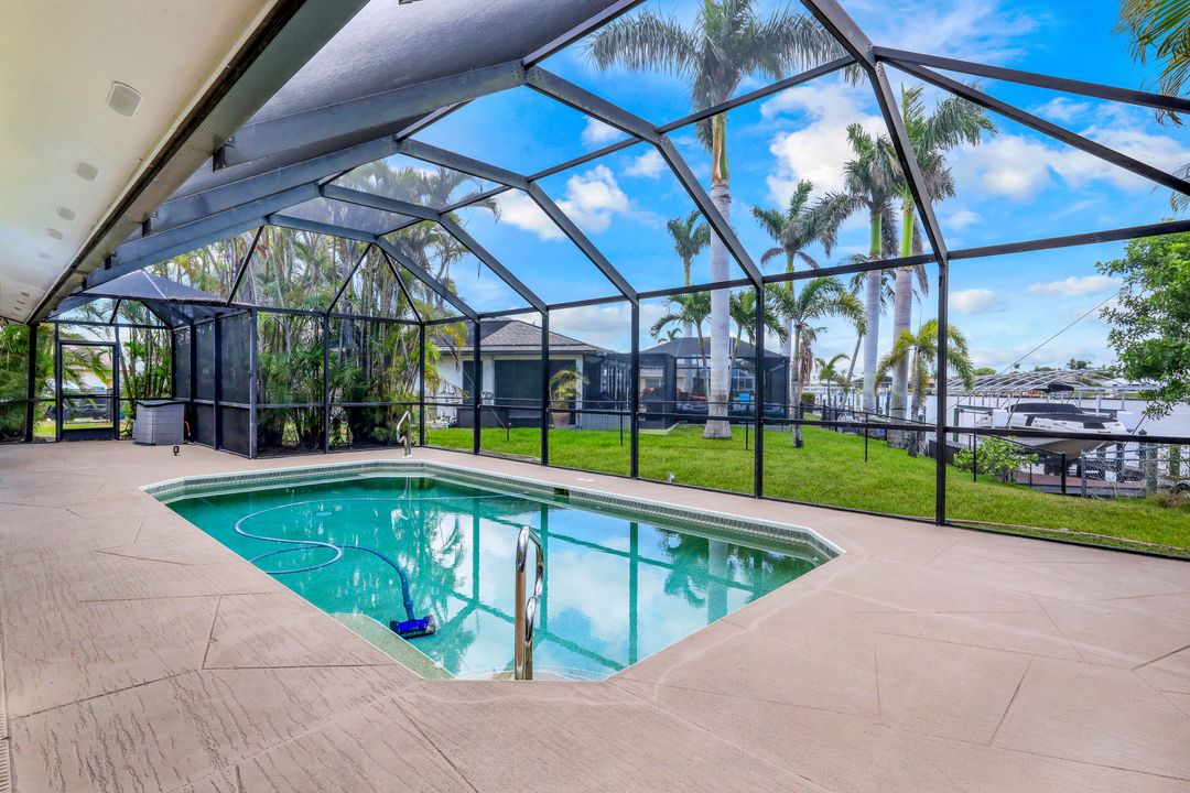 133 SE 40th St, Cape Coral, FL 33904