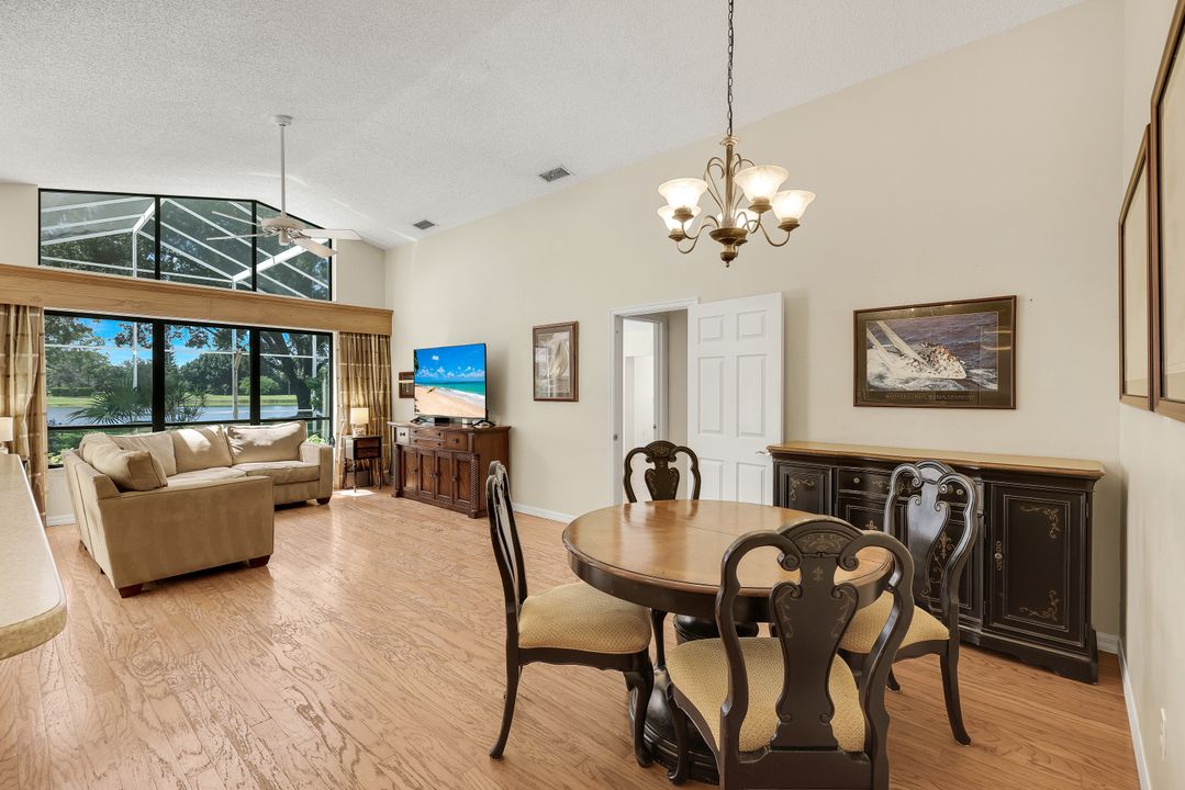 1924 Empress Ct, Naples, FL 34110