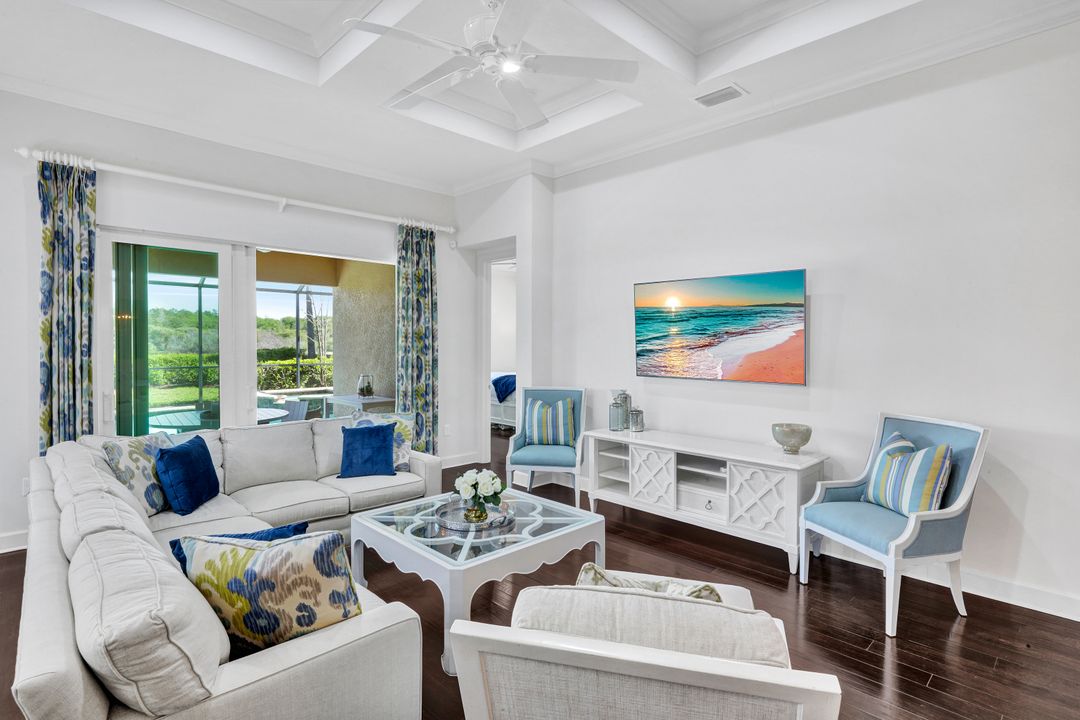 9311 Fieldstone Ln, Naples, FL 34120