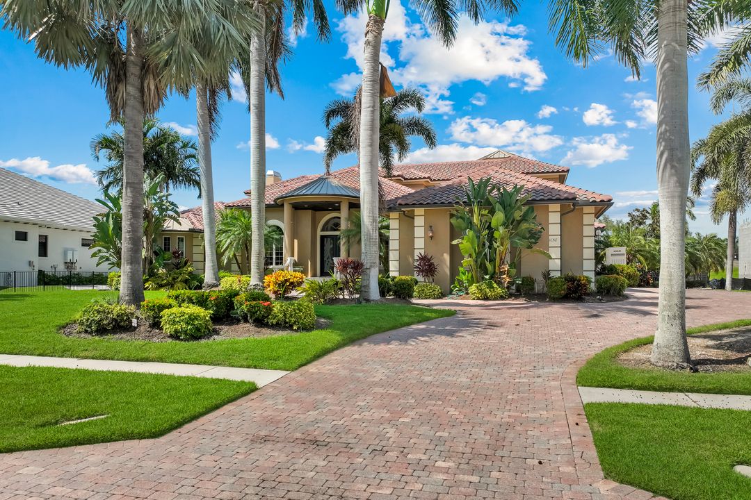 1658 McIlvaine Ct, Marco Island, FL 34145