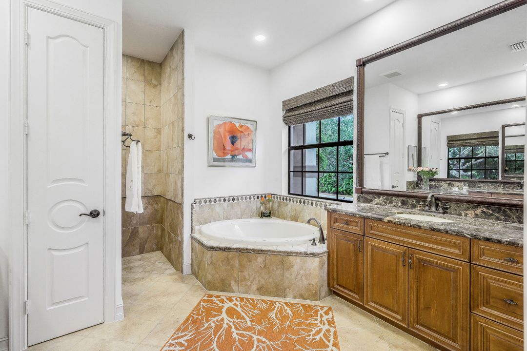 350 Gumbo Limbo Ln, Marco Island, FL 34145