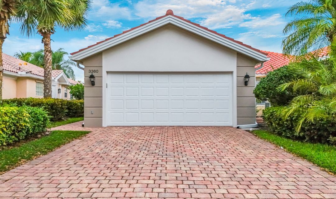 3360 Cayman Ln, Naples, FL 34119