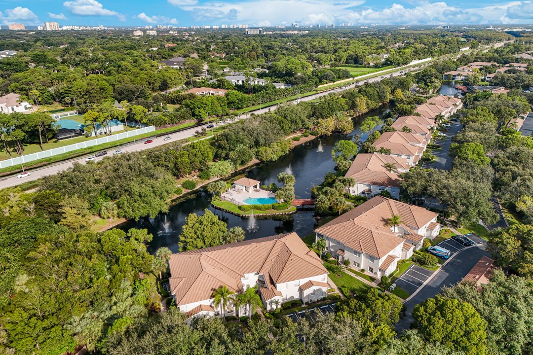 6825 Satinleaf Rd S #101, Naples, FL 34109