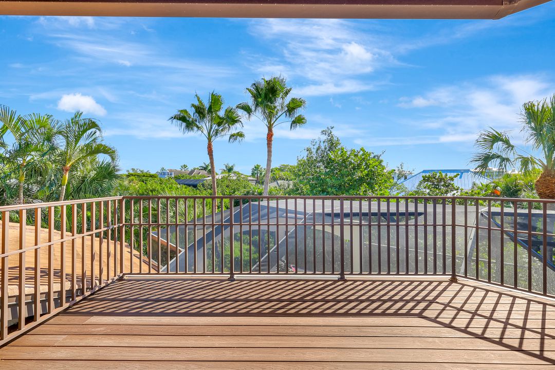 195 S Beach Dr, Marco Island, FL 34145