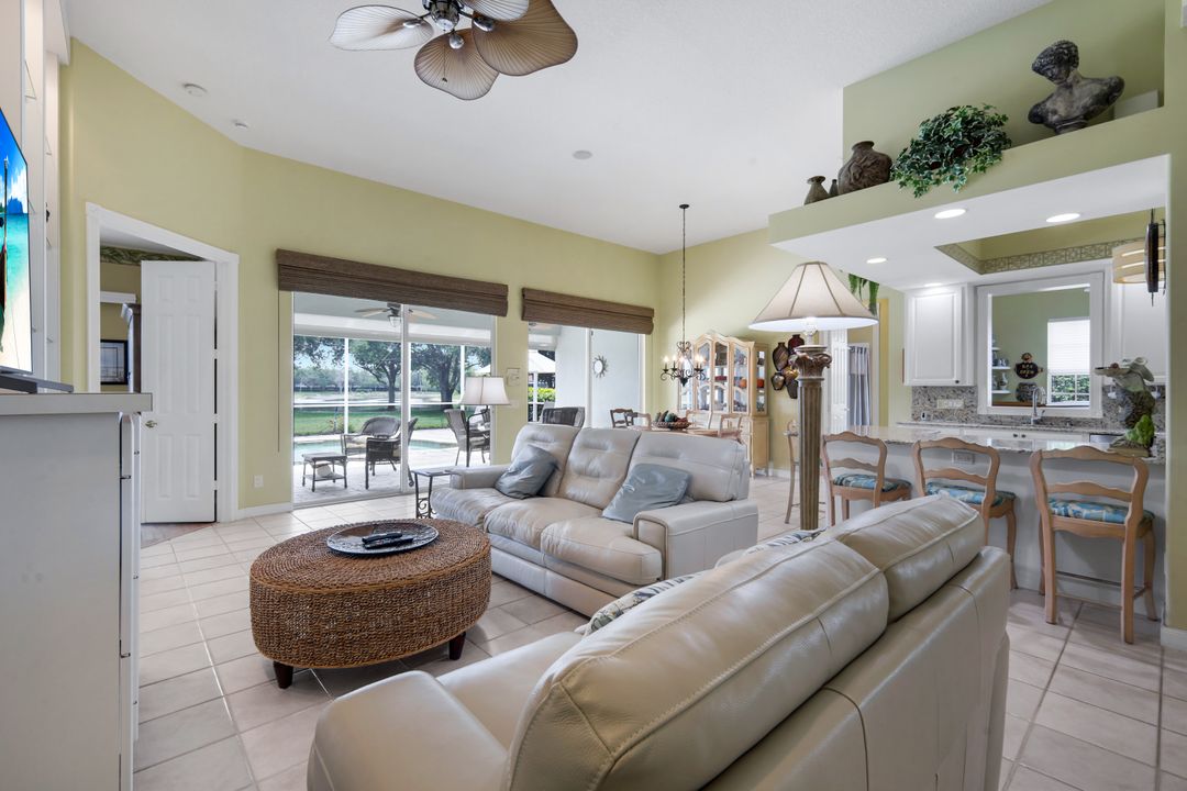 5855 Charlton Way, Naples, FL 34119