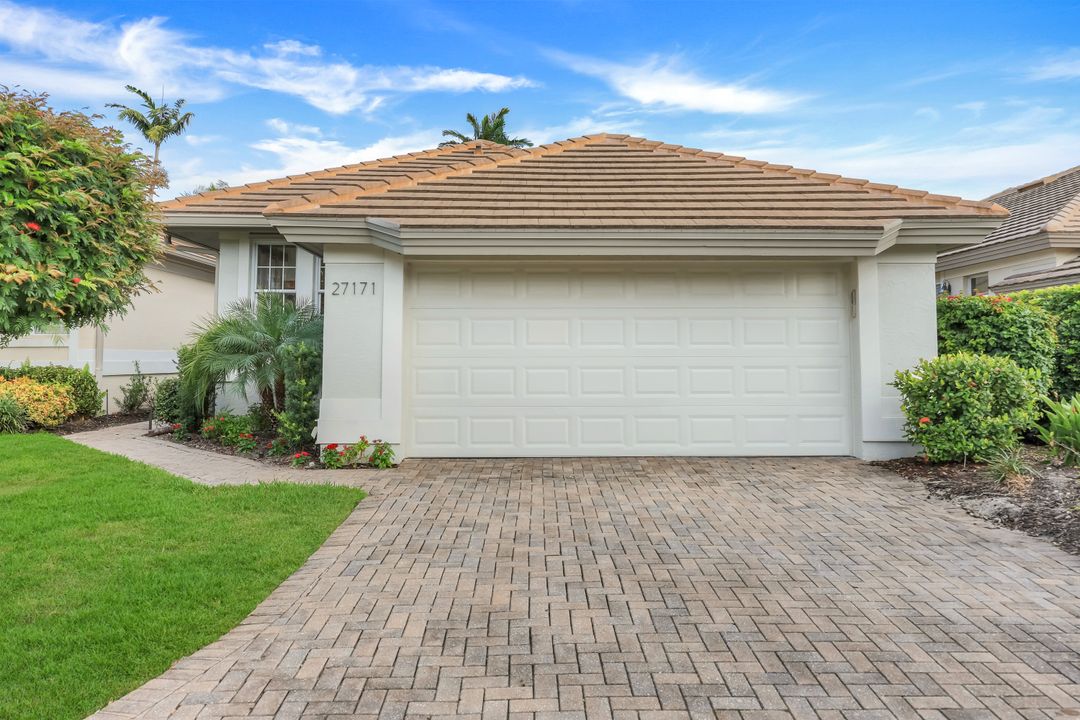 27171 Enclave Dr, Bonita Springs, FL 34134