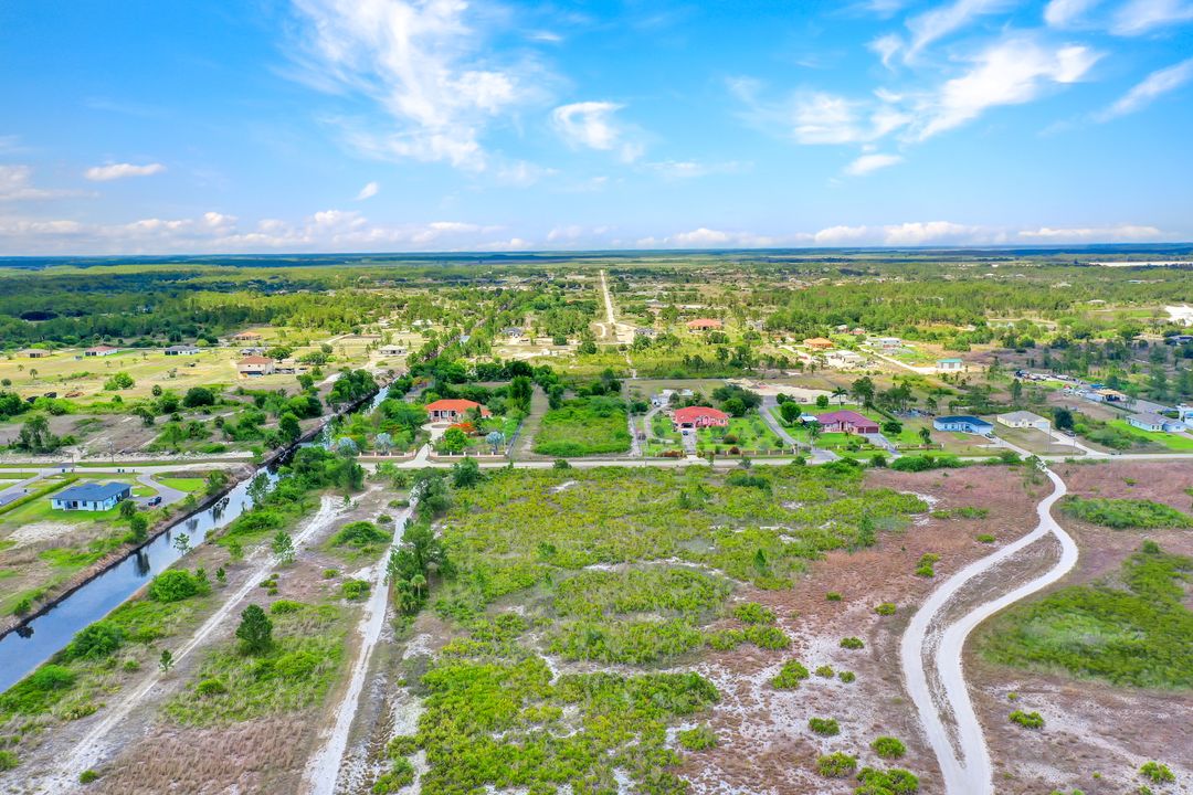 60th Ave NE, Naples, FL 34120