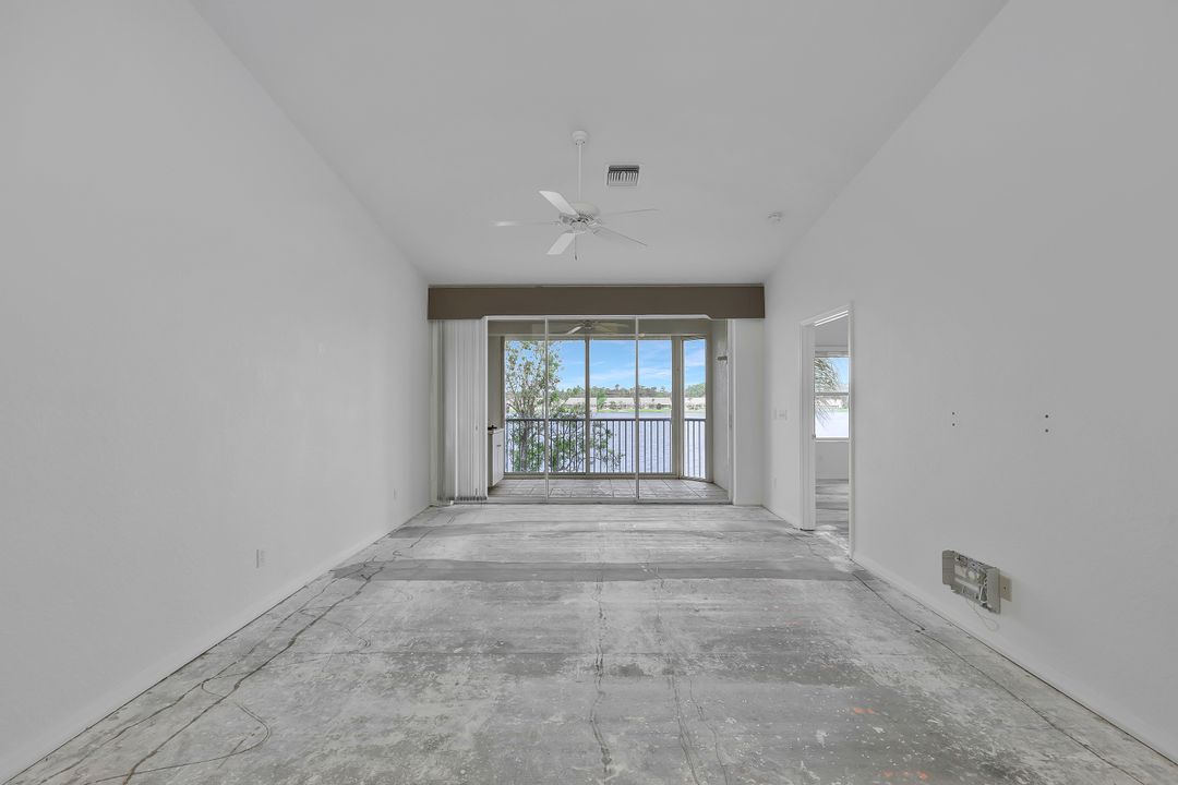 3420 W Crown Pointe Blvd #202, Naples, FL 34112