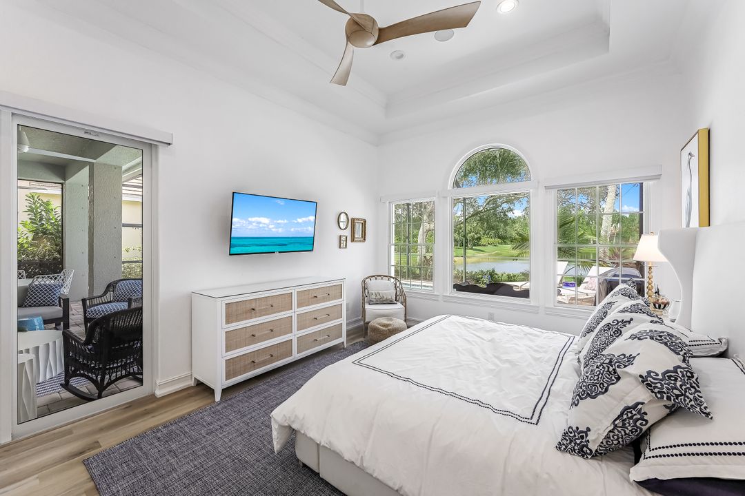 8544 Mallards Way, Naples, FL 34114